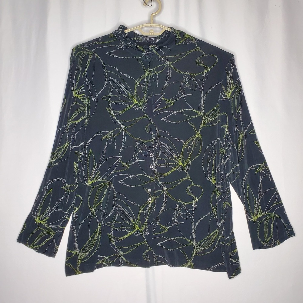 Vikki Vi 2X Button Top Women Slinky Stretch Black Outlined Floral Coastal Travel